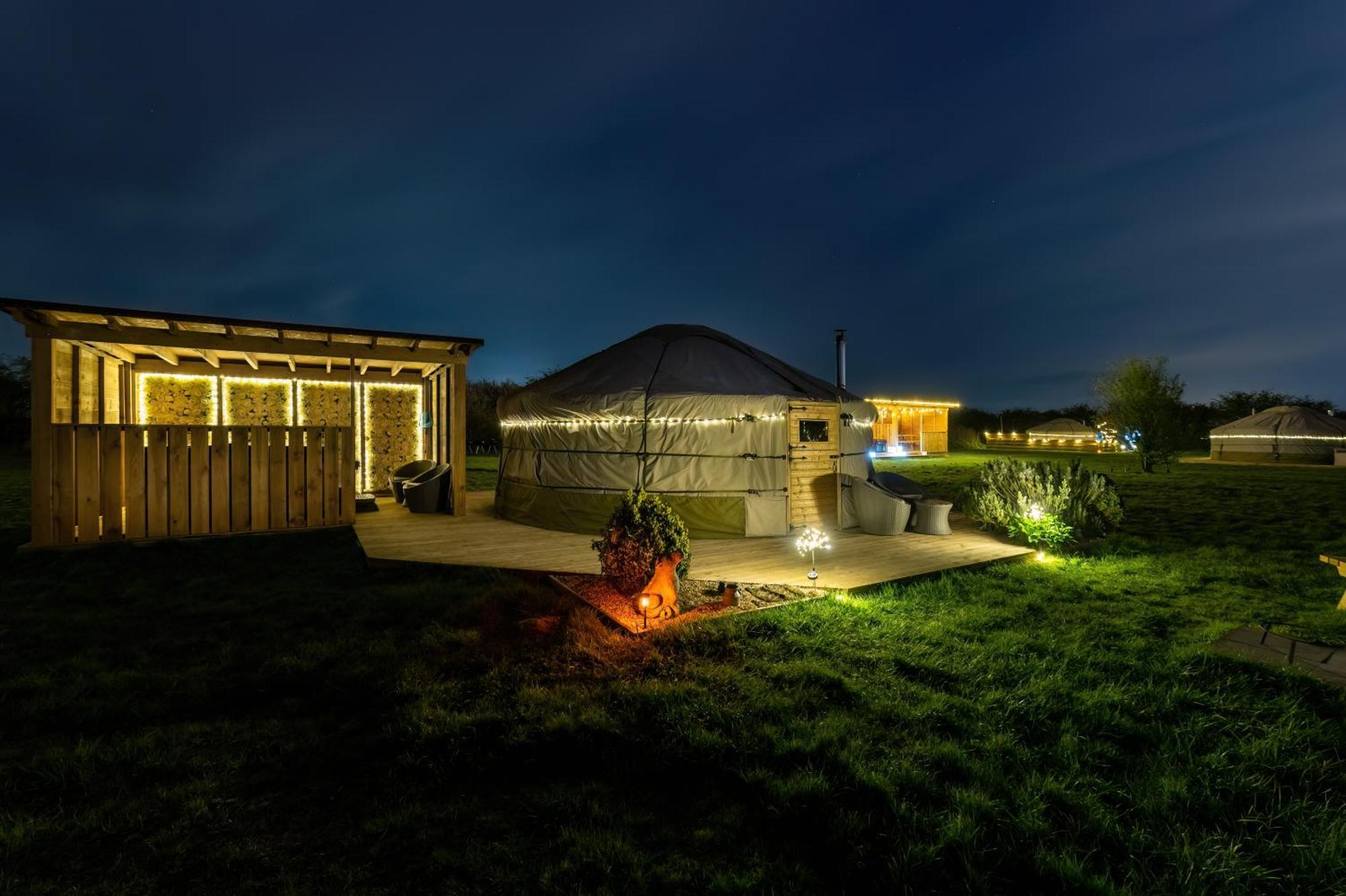 Lincoln Yurts Hotel Eksteriør billede